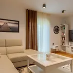 וילה Dila By Guide *