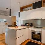 וילה Dila By Guide מדולין