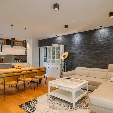 Dila By Guide Villa *