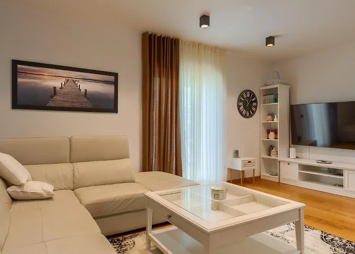 Villa Dila By Guide *