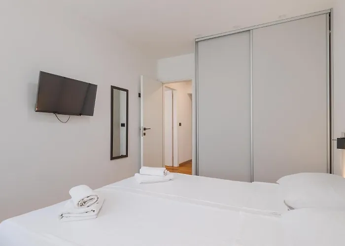 Villa Dila By Guide *