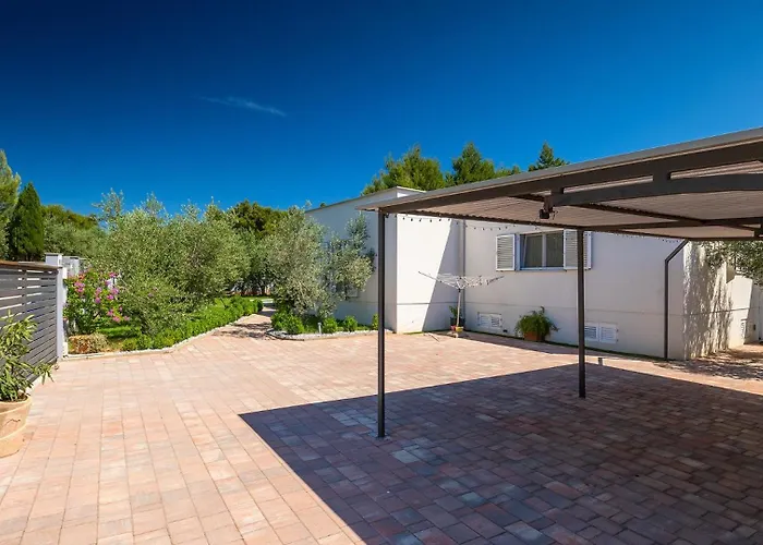 Dila By Guide Villa Medulin